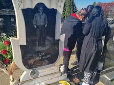 Dušan Jovanović - Grob