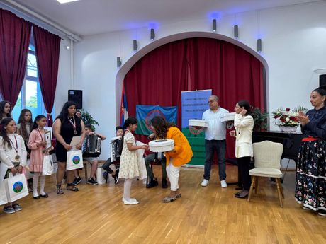 Romani muzikani manifestacija