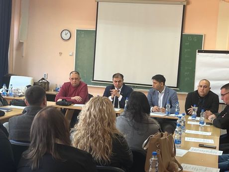 Pedagoški Asistenti